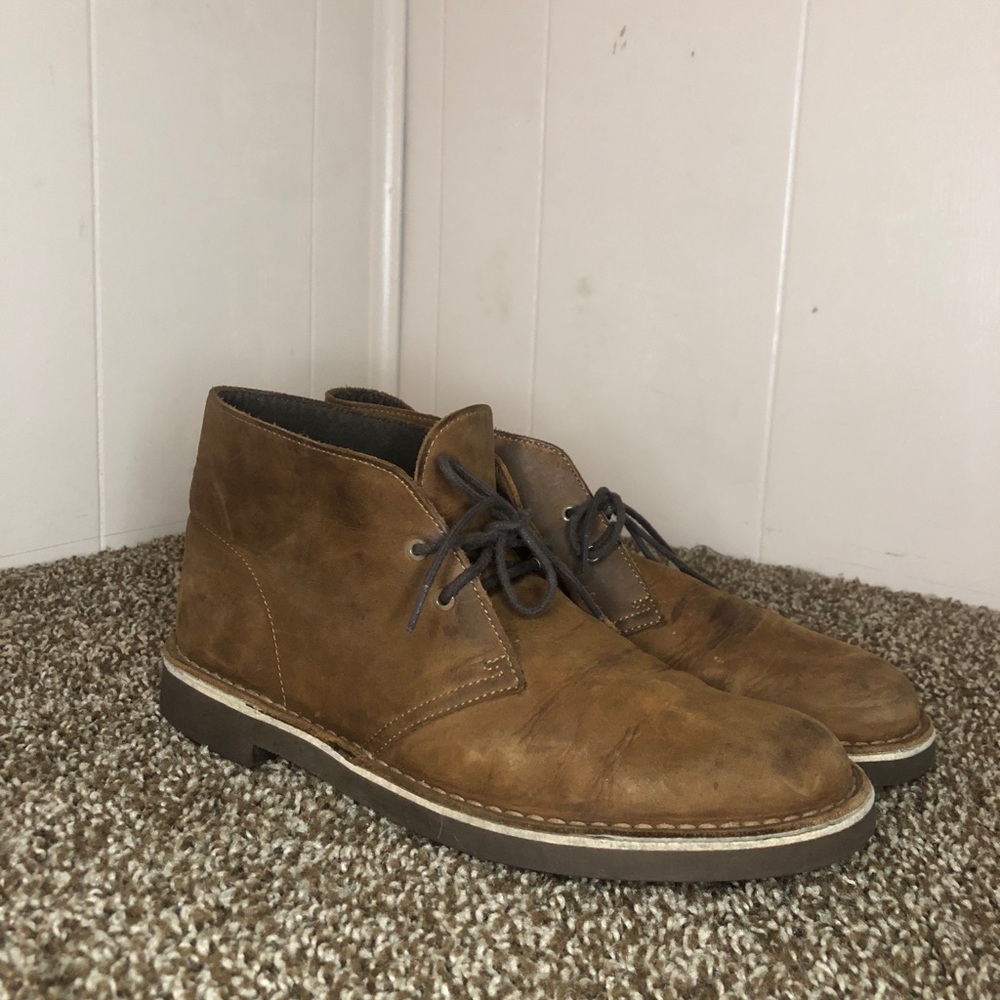 Brown leather Clark’s men’s boots size 9